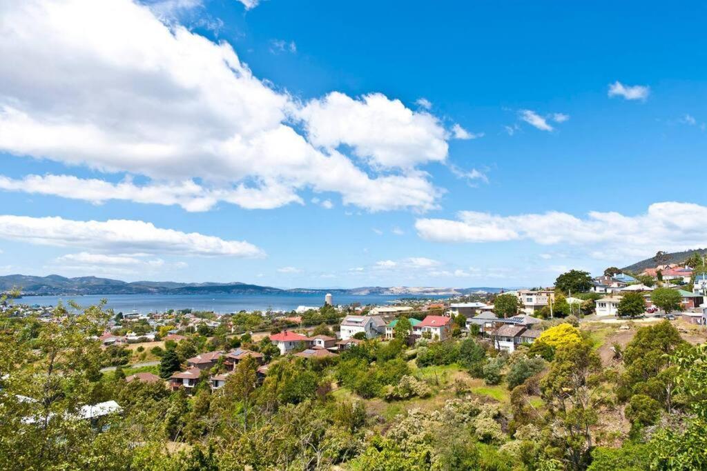 Lovely Brick Cottage With Amazing Water View Hobart Ngoại thất bức ảnh